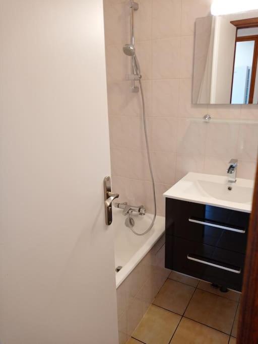 Appartement La Chamade à Le Biot Extérieur photo